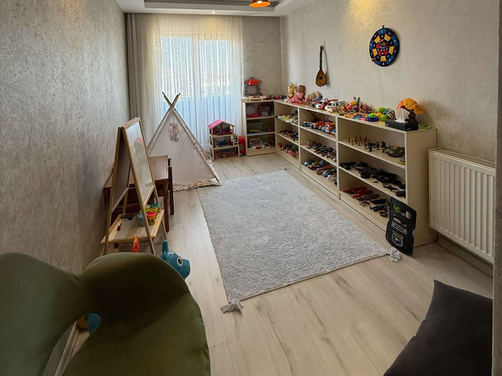 Çocuk ve ergen görüşmeleri için oyun alanı